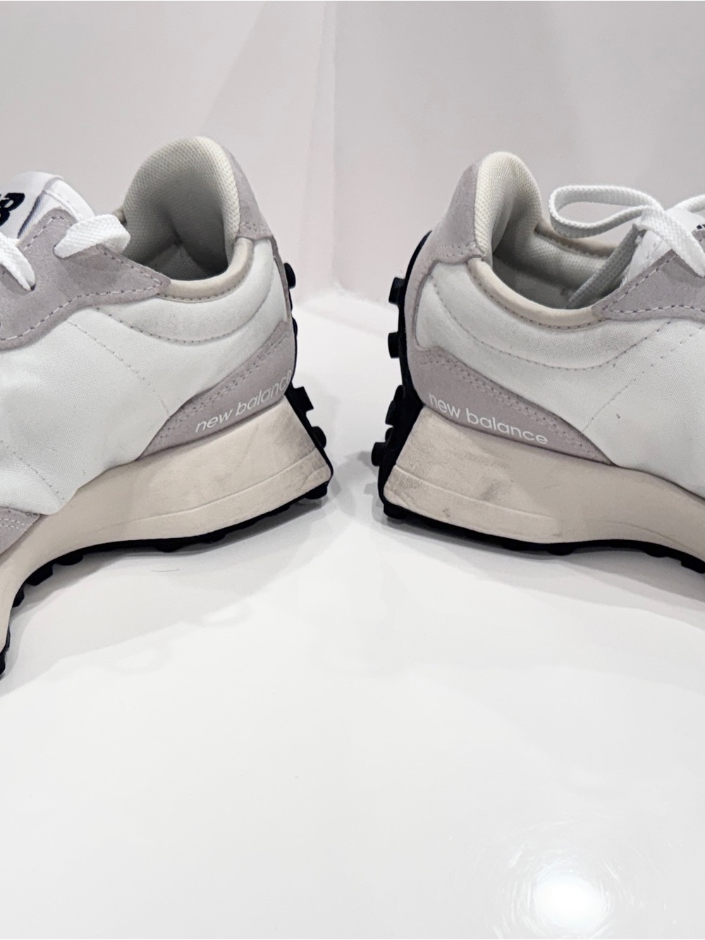 Women's New Balance 327 Sneakers
84881-WS327TC-Sea-Salt-White-Black Size 6US - Picture 5 of 9
